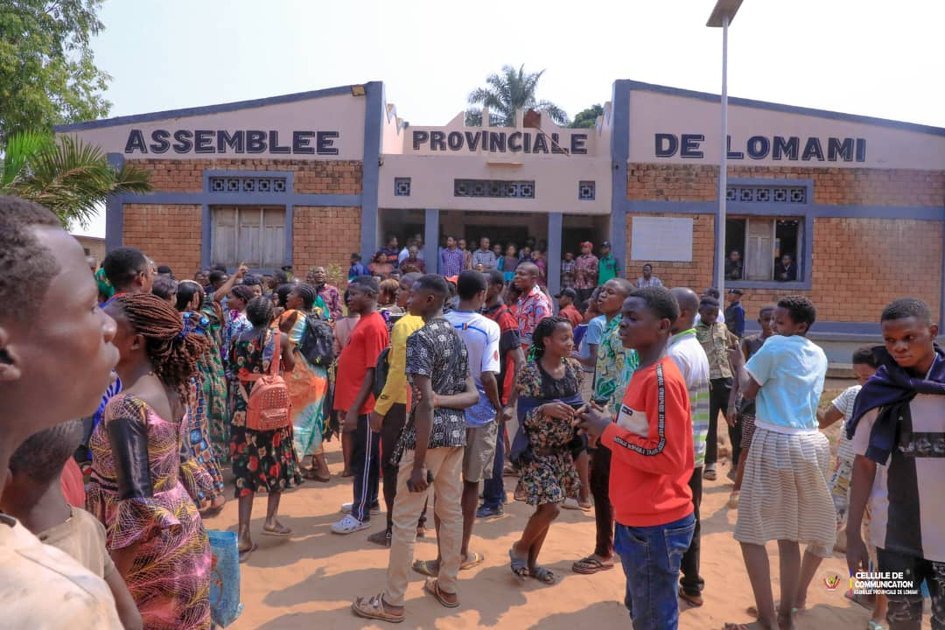 Lomami : après les tensions au marché de Kabinda, le gouverneur intérimaire engage le dialogue avec la FEC et annonce des mesures d'apaisement