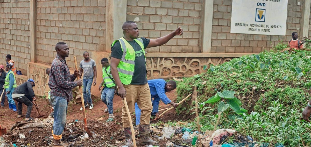 Butembo : les chauffeurs et propriétaires de bennes de l'ACMPROBENNE organisent un Salongo spécial à Rughenda pour assainir la ville