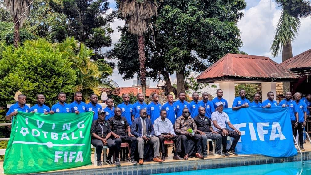 Football – Arbitrage : Beni forme une nouvelle génération d’arbitres fédéraux
