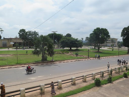 KASAÏ-CENTRAL : les avenues de la Ferme et de la Carrière rouvertes à Kananga, un soulagement pour les habitants de Nganza Nord