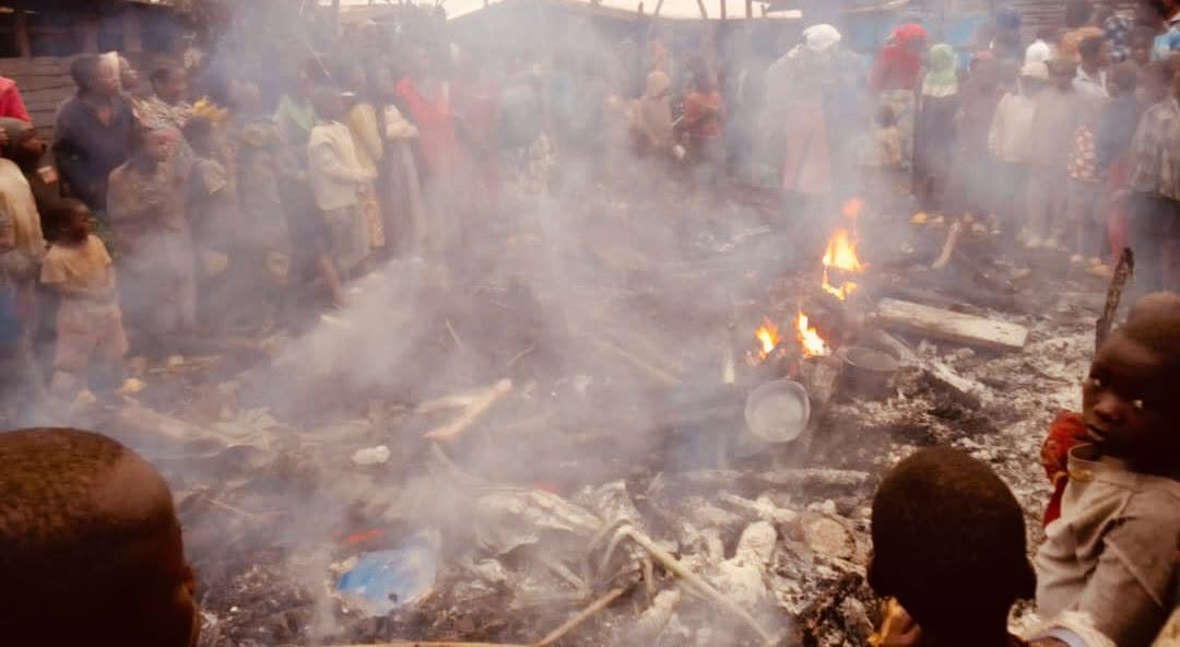 Sud-Kivu : deux fillettes de 7 et 10 ans périssent dans un incendie à Mulengeza