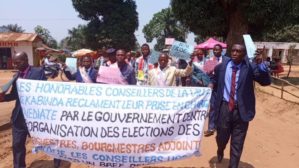 KABINDA : à la clôture de la session de mars, les conseillers communaux de Kabuelabuela appelés à renforcer leur proximité avec la population
