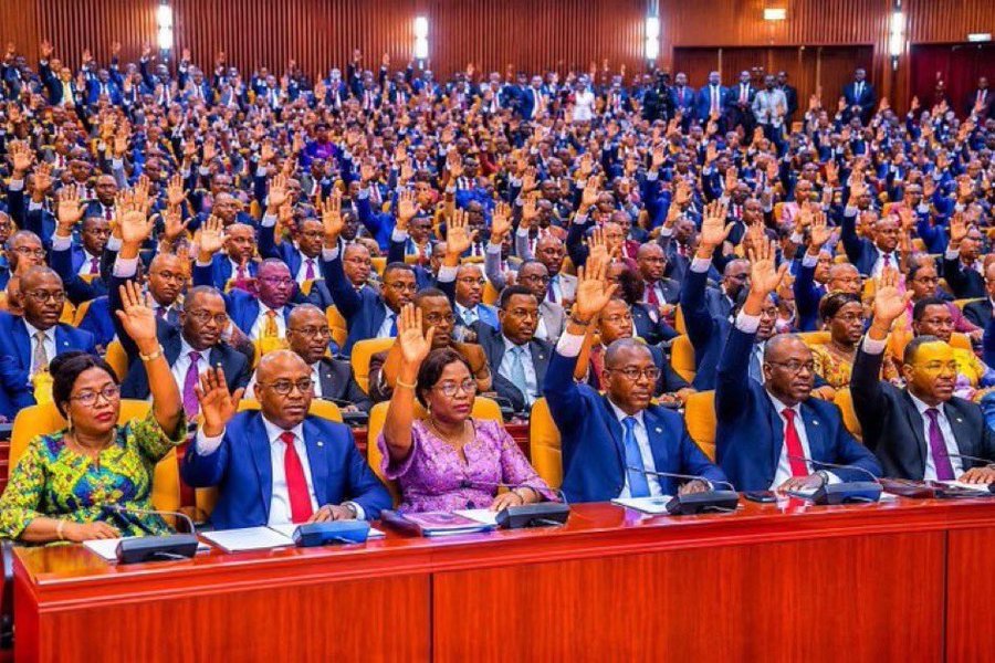 RDC : la nouvelle loi référendaire adoptée, un texte qui divise entre consultation populaire et risque de révision constitutionnelle