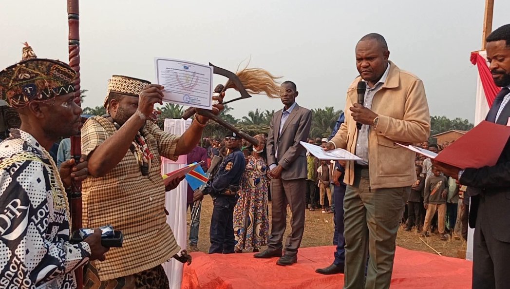 Lomami : Joseph Kayembe Muepu officiellement intronisé Grand Chef de la chefferie de Bena Kalambayi