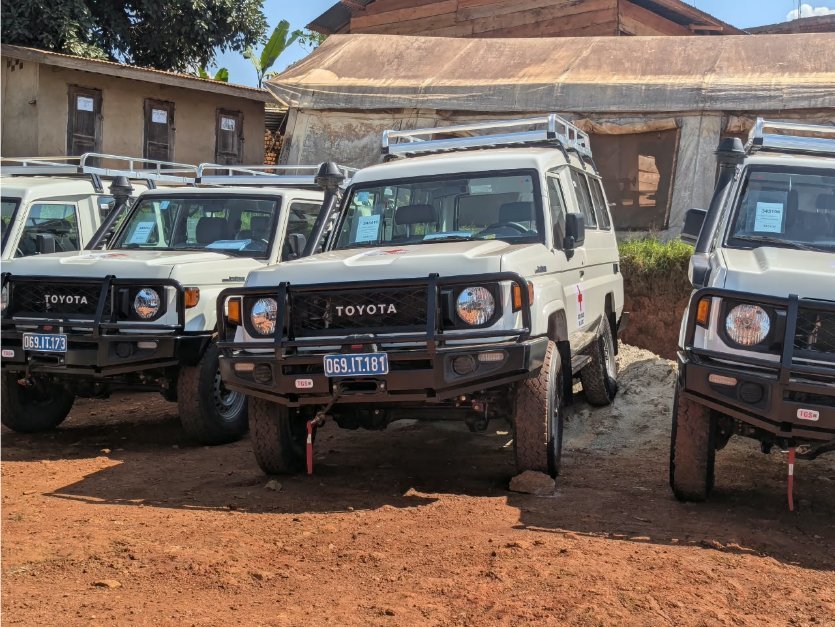 Butembo : la Croix-Rouge renforcée de quatre véhicules pour intensifier la riposte contre la maladie à virus Ebola