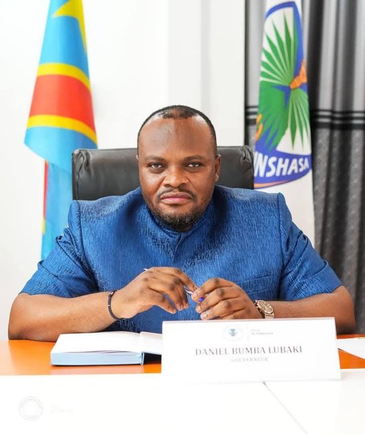 Kinshasa : le gouverneur Daniel Bumba annonce la commande de 50 camions anti-incendie