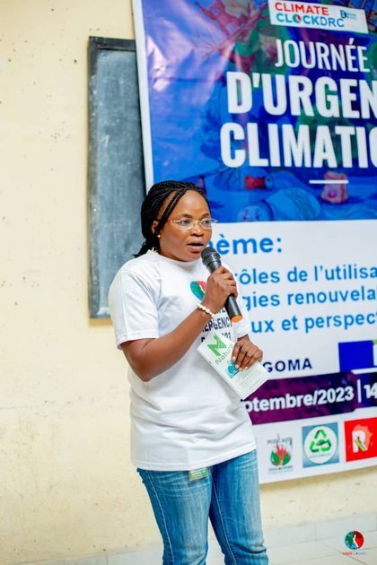 Butembo : Denise Kavira Kyalwahi journaliste spécialisée dans les questions environnementales appelle à préserver la qualité de l’air face aux menaces de pollution