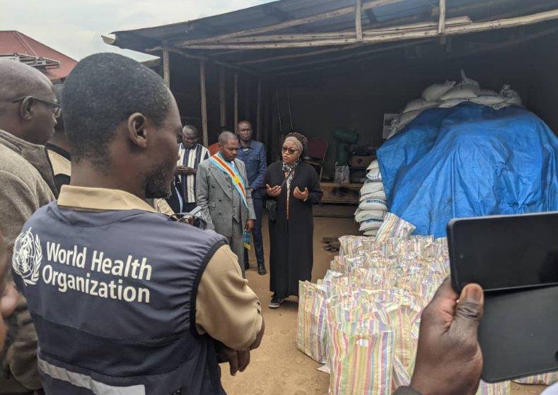 Kyondo : une ambulance médicalisée remise à la zone de santé pour renforcer la riposte contre Ebola