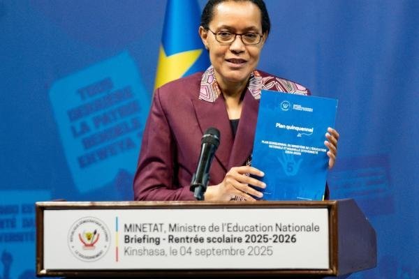 RUTSHURU : Fin de l’opération d’identification des enseignants pour la paie par Mobile Money