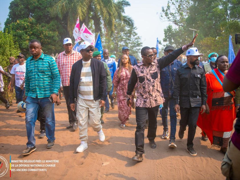 Lomami : Éliézer Ntambwe Mposhi annonce plusieurs projets pour soutenir le développement de Tshofa