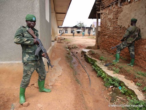 BENI : les FARDC repoussent une attaque des ADF sur l'axe Mbau–Kamango et libèrent des civils enlevés