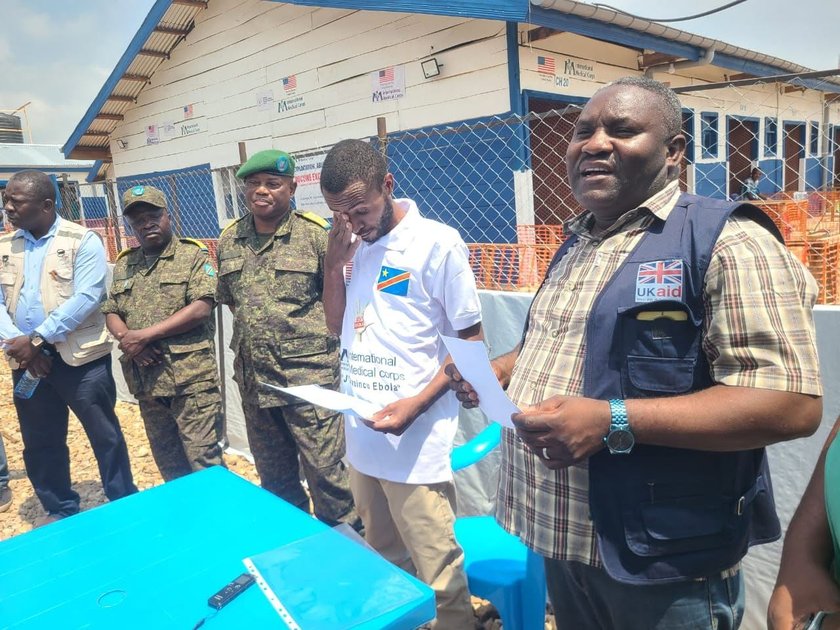 Beni : un militaire guéri d’Ebola quitte le Centre de traitement, le nombre de patients rétablis passe à huit
