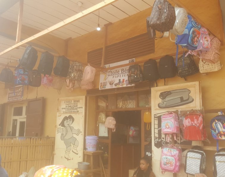 Butembo : à un mois de la rentrée scolaire, les achats de fournitures restent timides