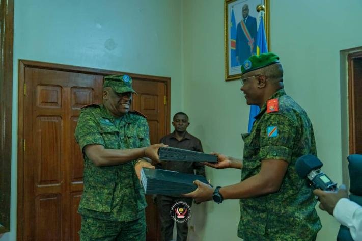 Ituri : le Général-Major Gaby Mulumba Kasongo officiellement investi gouverneur militaire de province