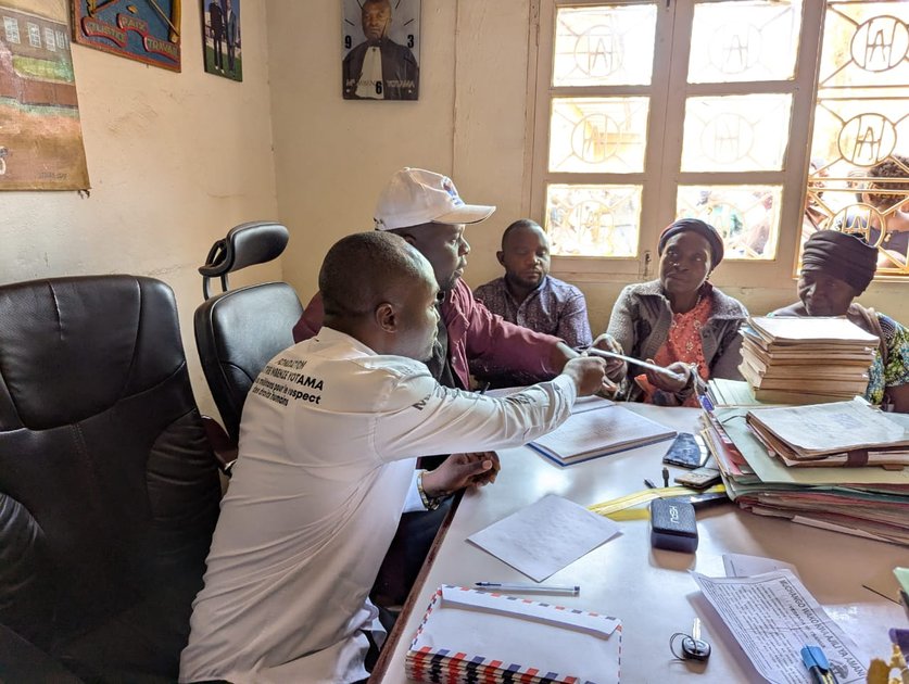 Butembo : 620 victimes escroquées par FORIC SARLU, le député Mbenze Yotama arrache 2.000 $ à la mairie de Butembo