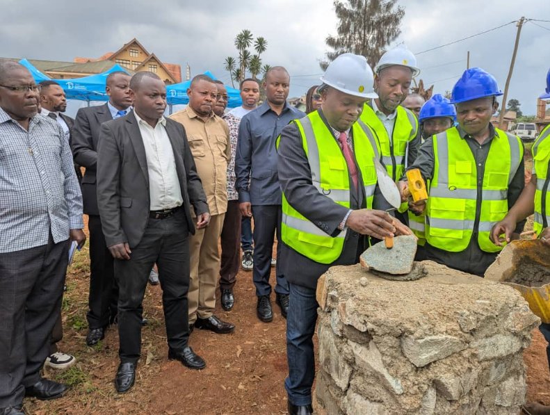 Butembo : l'ISC lance la construction de son nouveau campus à Bel Air avec la pose de la première pierre
