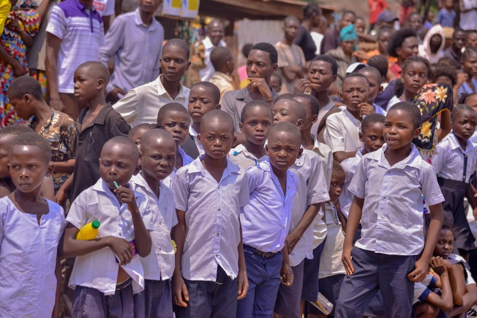 BUTEMBO : les enfants déplacés toujours en attente de fournitures scolaires à l’approche de la rentrée
