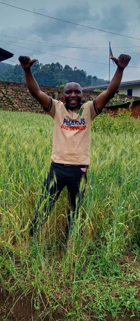Nord-Kivu : l’agronome Kambale Samuel appelle à investir dans la culture du coton