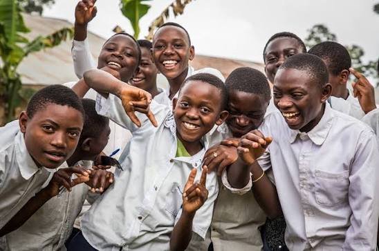 Journée internationale de l’amitié : l’UNICEF appelle à renforcer les liens de solidarité pour bâtir une paix durable