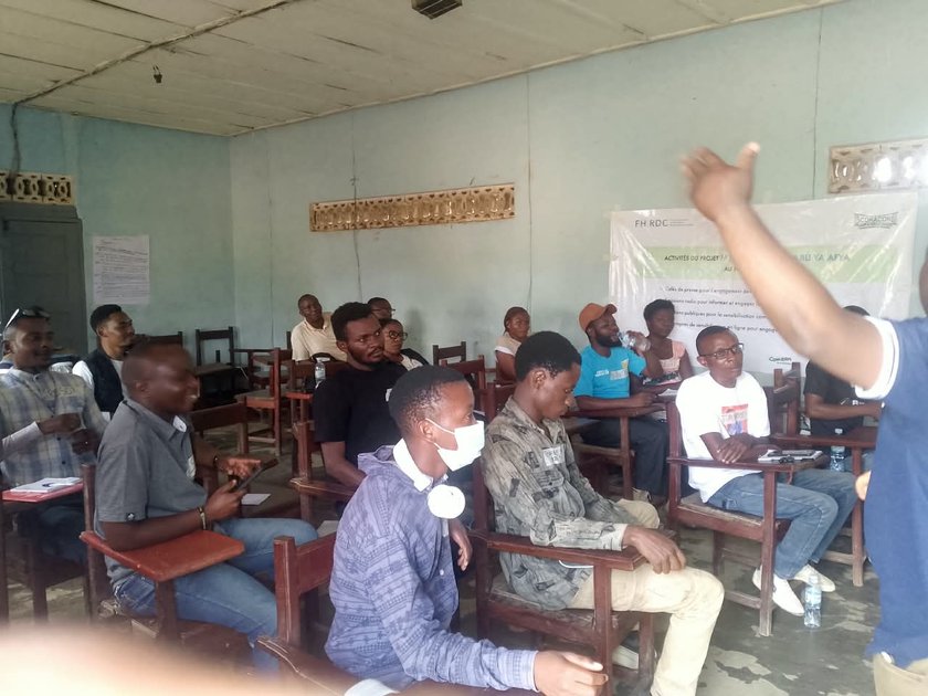 Oicha : des journalistes de Beni, Oicha et Mbau formés à la production d'émissions de sensibilisation contre Ebola