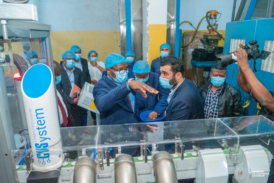 RDC : vers une restriction temporaire des importations de bouchons et seringues dans l’Ouest du pays