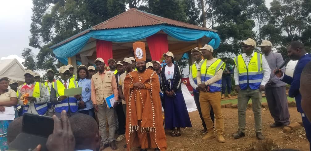 Bashu : le nouveau bureau administratif du groupement Masiki Kalonge inauguré, le Mwami Kalemire III annonce d'autres chantiers