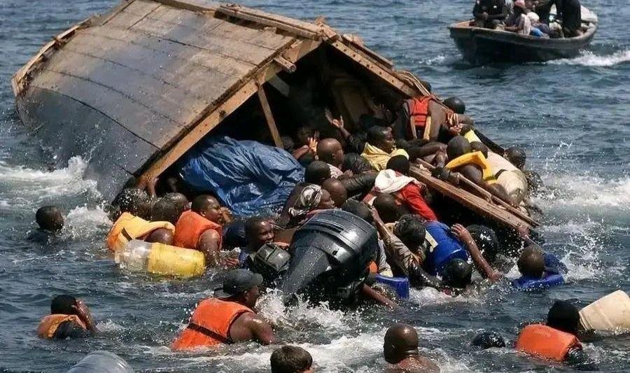 Ituri : cinq pirogues endommagées et des marchandises submergées après de violents vents sur le lac Albert