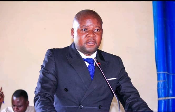 Lomami : le docteur Justin Mukendi appelle la population de Mwene-Ditu à rester et à valoriser les potentialités locales