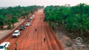 LOMAMI : les infrastructures routières au cœur des priorités du gouvernement lors d'une réunion stratégique à Kabinda