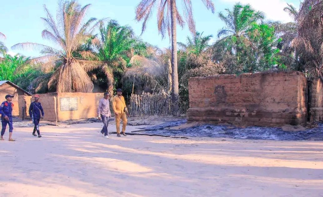 Lomami : deux foyers de tensions coutumières plongent des populations dans la peur, des morts, des blessés et des maisons incendiées signalés