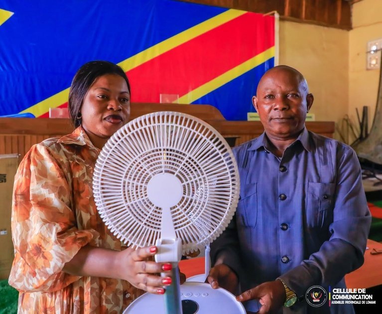 Lomami : le projet ENCORE dote l’assemblée provinciale en mobilier et matériel de bureau