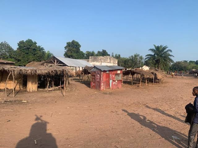 Lomami : la construction d’un centre de santé moderne progresse à Ebale et redonne espoir aux habitants de Lubao