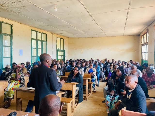 BUTEMBO : Les inspecteurs du SYNIECO Nord-Kivu II menacent de boycotter la prochaine rentrée scolaire si leurs revendications ne sont pas satisfaites