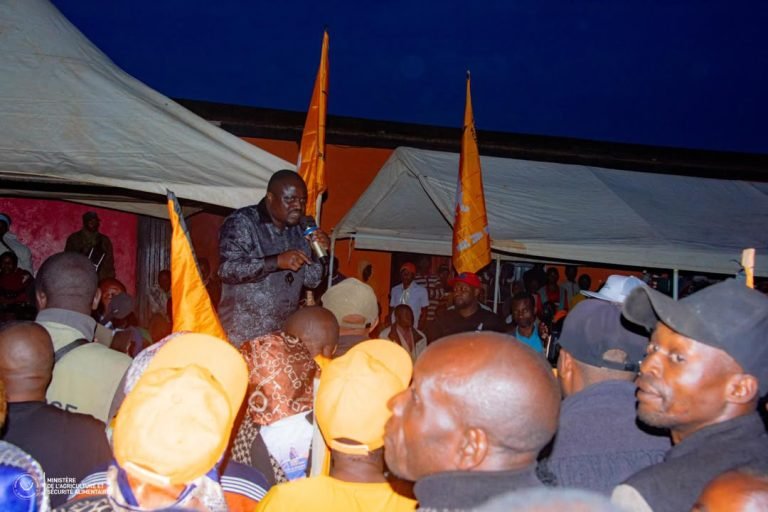 Kyondo : Muhindo Nzangi lance un appui aux producteurs agricoles et annonce de nouveaux investissements en faveur de la commune