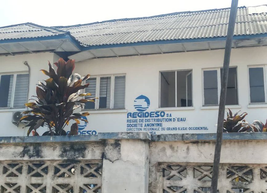 Kananga : la Société civile du Peuple et la REGIDESO échangent sur la pénurie d’eau et la surfacturation