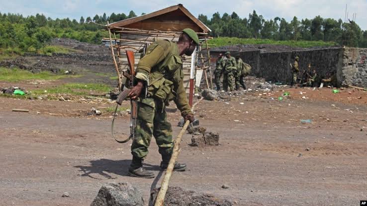 Rutshuru : un civil abattu lors d’une incursion d’hommes armés à Vitshumbi