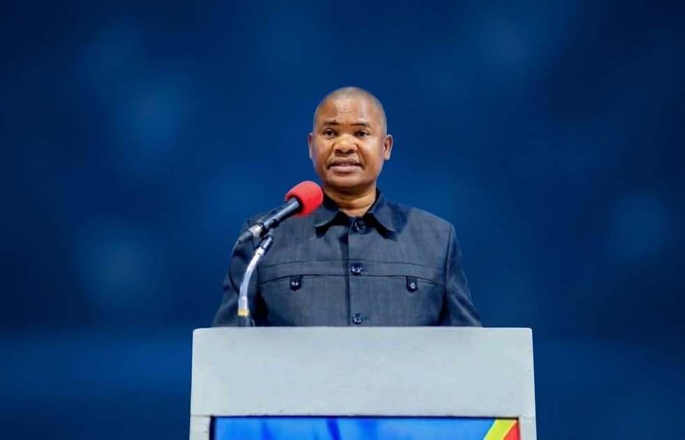 Lubumbashi : le gouverneur intérimaire Martin Kazembe encourage les Léopards U23 avant leur match contre la Mauritanie