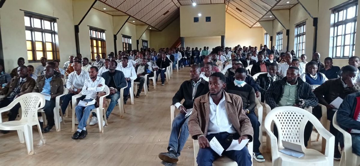 Butembo : les directeurs de discipline et les représentants des comités des élèves formés au maintien de l’ordre scolaire