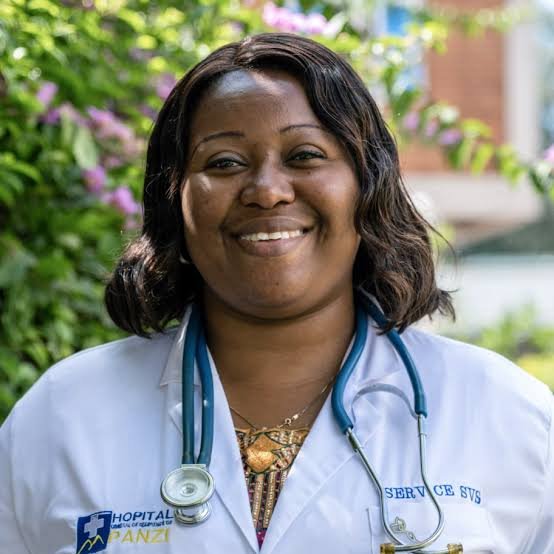 Santé au Sud-Kivu : des habitants d’Uvira alertent sur des complications de grossesse, docteur Sylvie Mwambali appelle au dépistage précoce