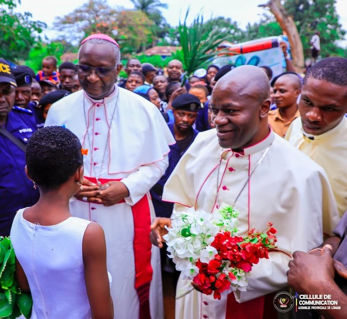 Lomami : à Kabinda, Mgr Eustache Ntambue Makoyo accueilli chaleureusement après son retour de Rome