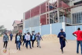 Kindu : une ONG dénonce la vente présumée d’une maison de l’État et alerte sur un nouveau scandale foncier