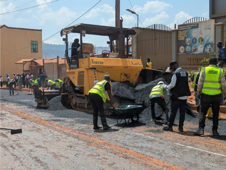 Butembo : l’asphaltage du boulevard Énoch Nyamwisi démarre enfin sur l’axe la concorde-Rughenda