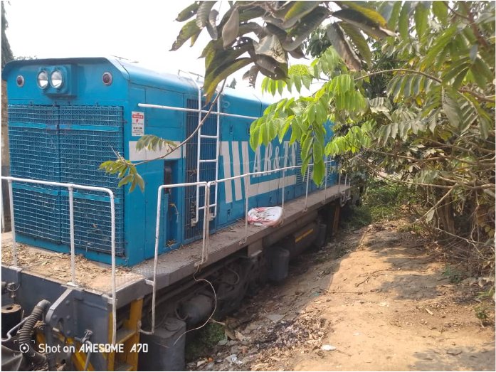 Kindu : un train marchandises s’embourbe sur la voie ferrée et bloque la circulation