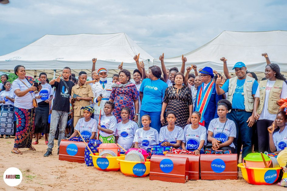 Kasaï central : 150 filles de Kananga reçoivent des kits pour leur réinsertion socio-économique par l’UNICEF