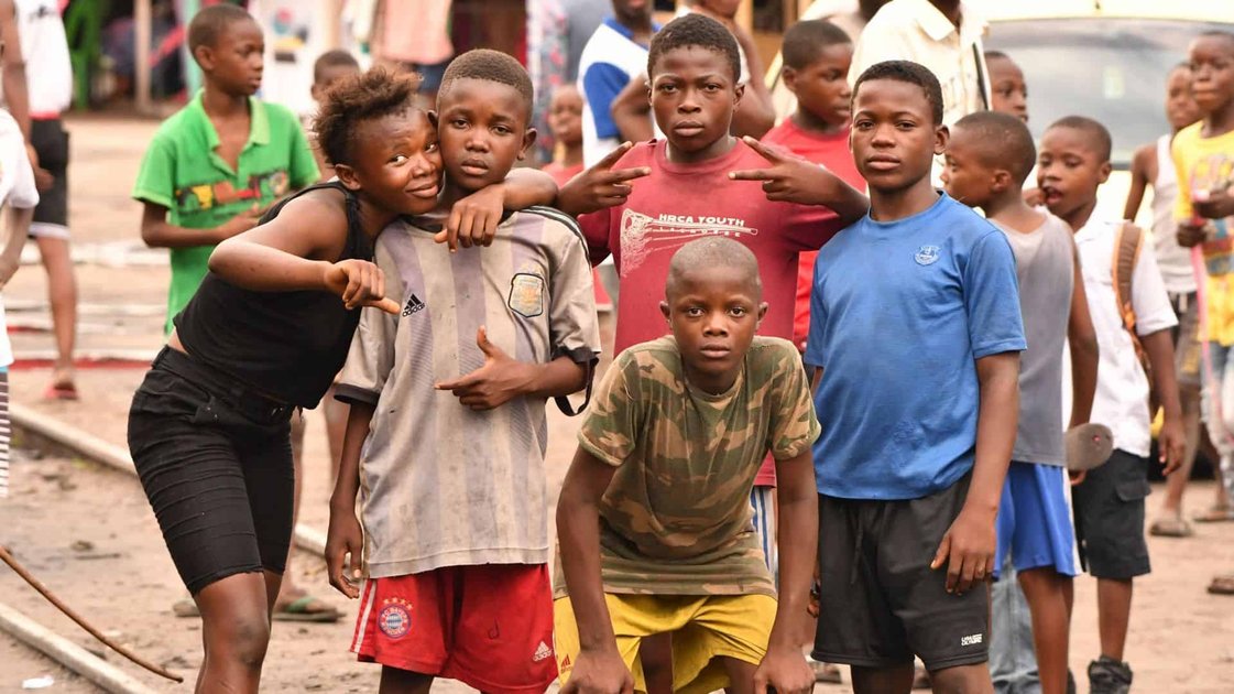 Lubumbashi : le retour des « Chegués » dans les rues relance les inquiétudes sur la sécurité et la protection de l'enfance